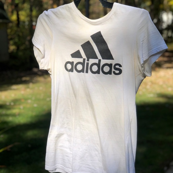 Adidas tee shirt - Picture 2 of 3